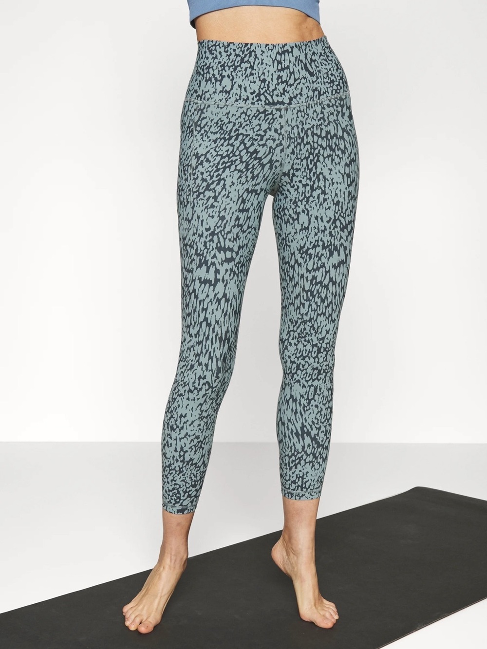 Athleta Saturation Stash Teal and Black Cheetah Print High-Rise Leggings